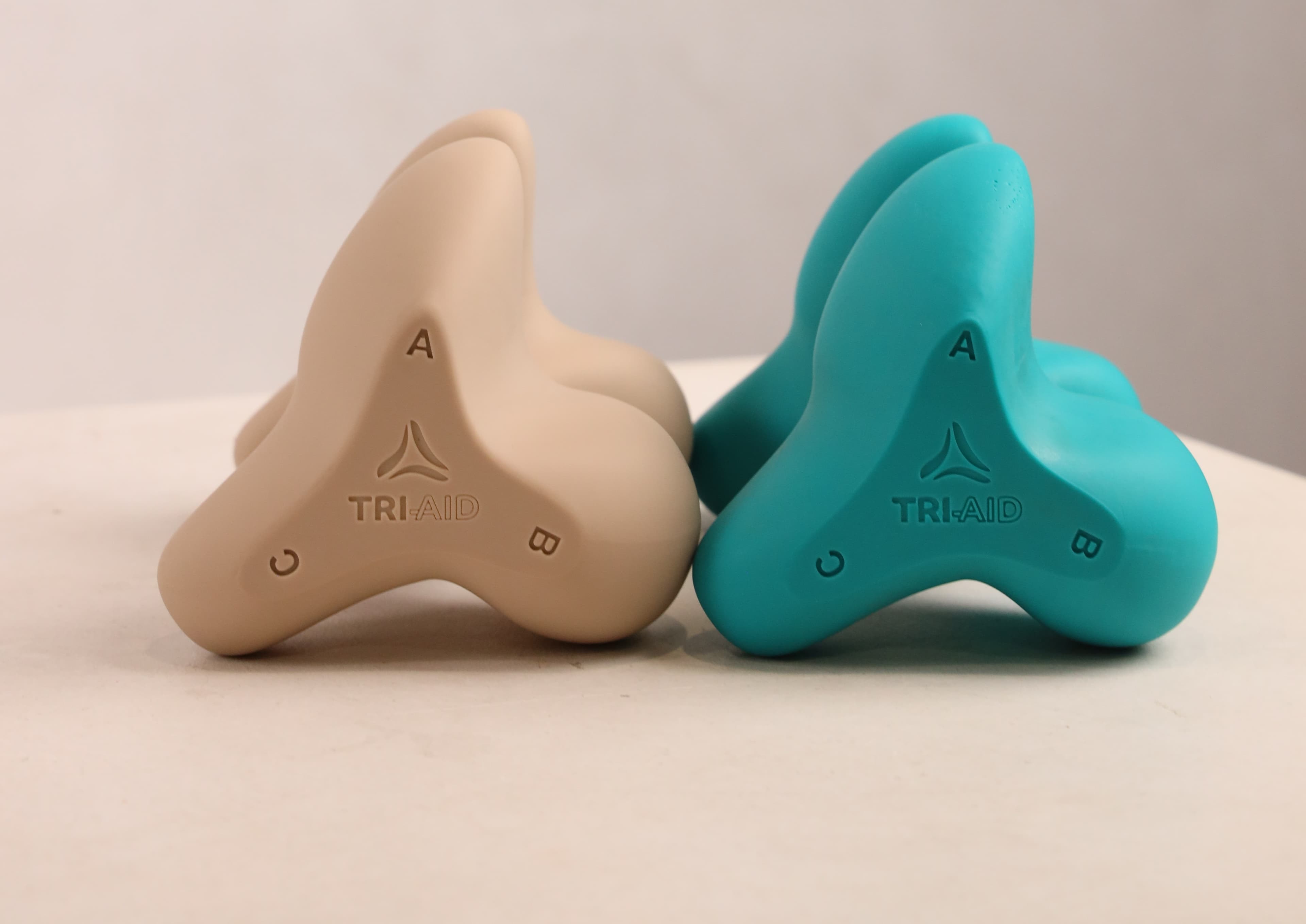 TRI-AID トライエイド